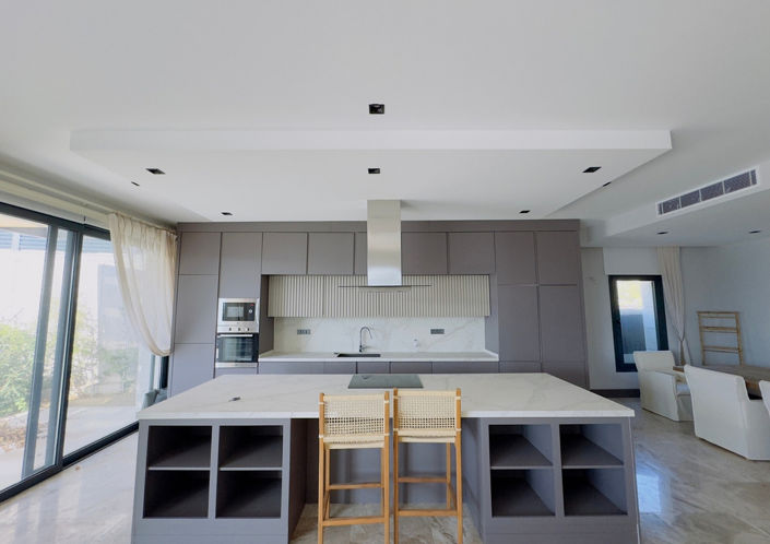 Image No.8-5 Bed House/Villa for sale