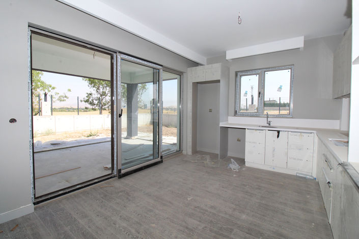 Image No.5-2 Bed House/Villa for sale