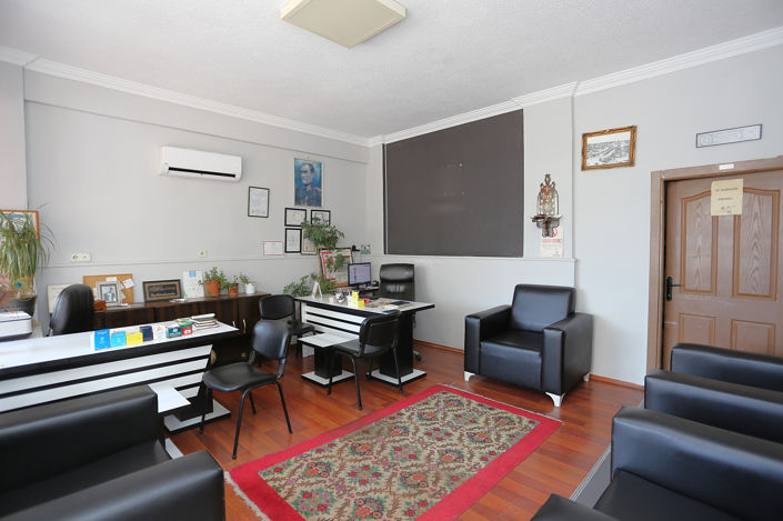 Image No.4-2 Bed Commercial for sale