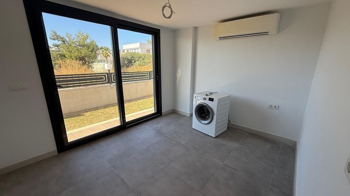 Image No.19-4 Bed House/Villa for sale