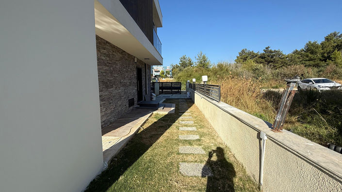 Image No.9-4 Bed House/Villa for sale