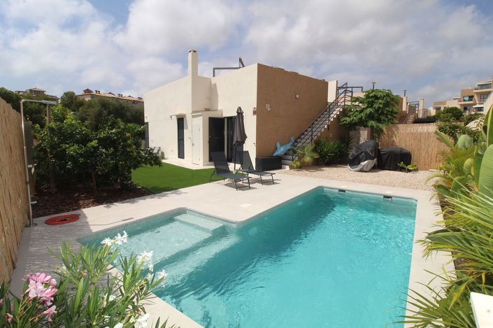 Image No.1-3 Bed House/Villa for sale