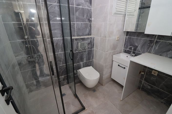 Image No.16-2 Bed Apartment for sale