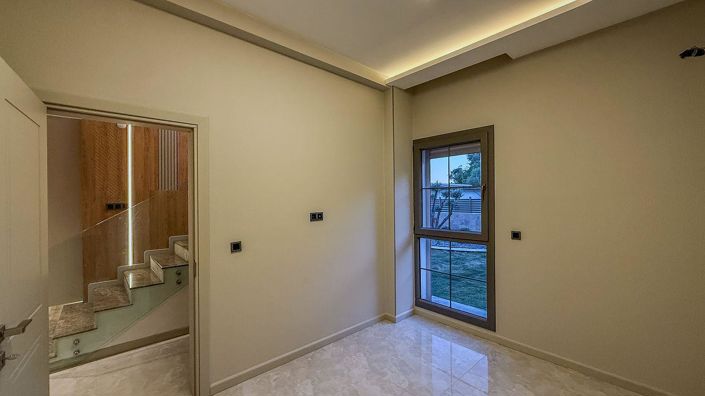 Image No.24-4 Bed House/Villa for sale