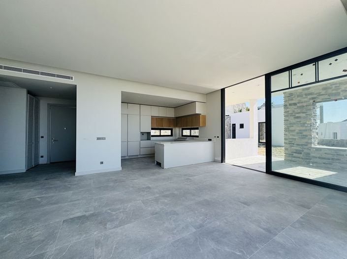 Image No.20-4 Bed House/Villa for sale