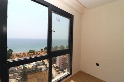 Interior 7