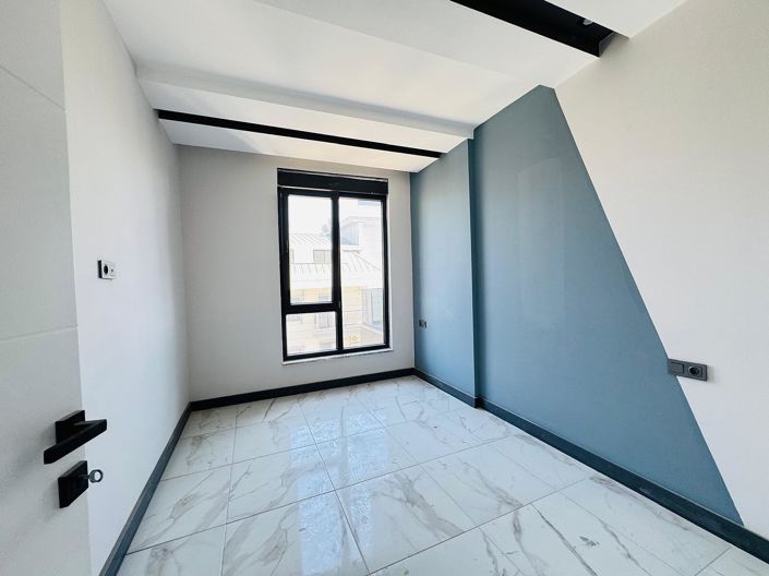 Image No.30-1 Bed Apartment for sale