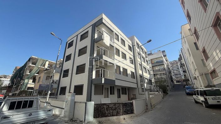 Image No.1-3 Bed Apartment for sale