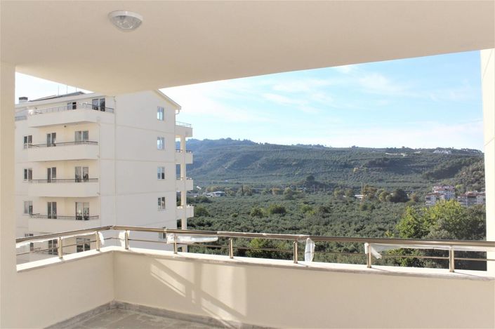 Image No.18-3 Bed Apartment for sale