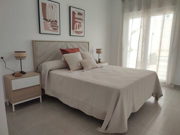 Interior 7
