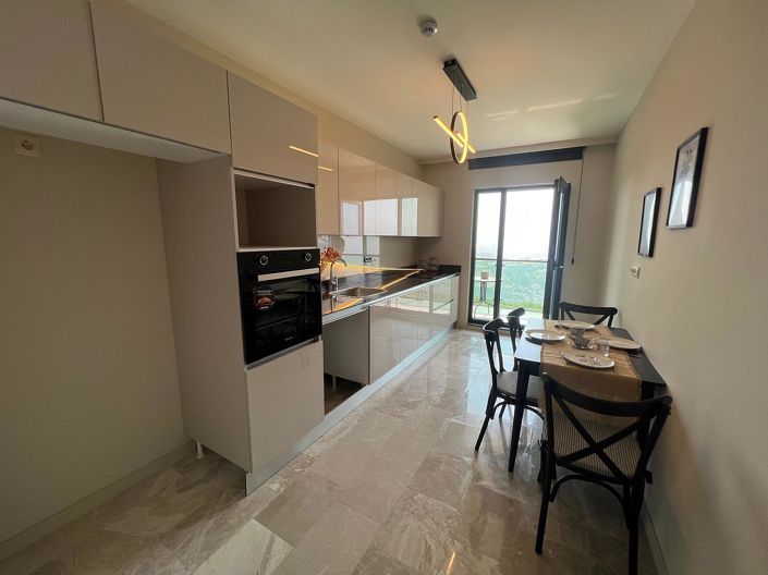 Image No.8-3 Bed Apartment for sale