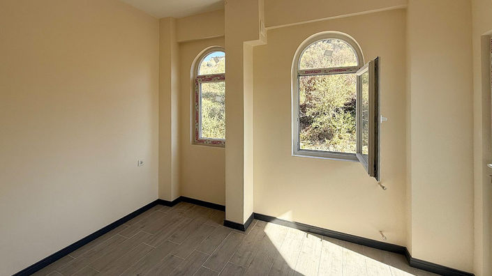 Image No.9-2 Bed House/Villa for sale