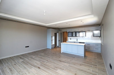 Interior 2