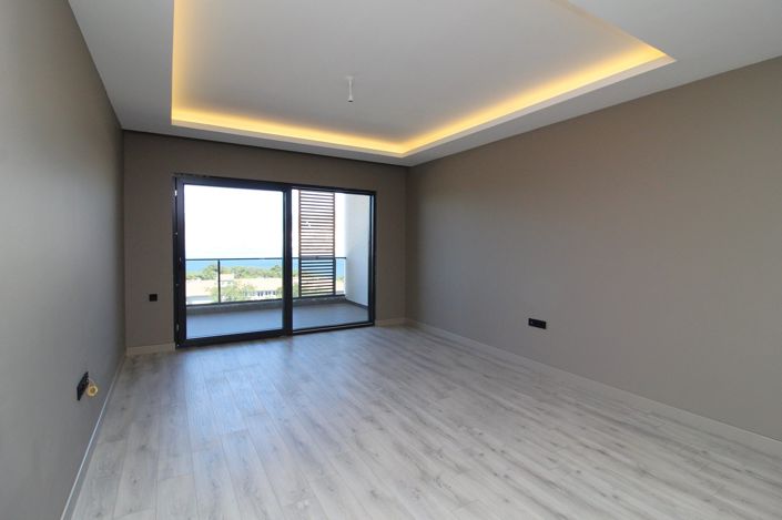 Image No.15-3 Bed Apartment for sale