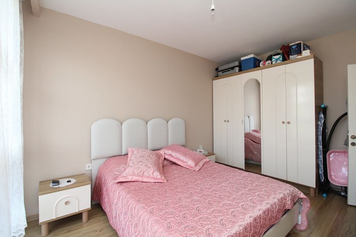 Image No.9-1 Bed Apartment for sale