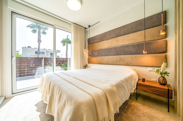 Image No.13-4 Bed House/Villa for sale