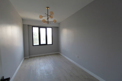 Interior 10