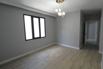 Interior 5