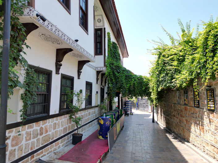 Image No.2-2 Bed Commercial for sale