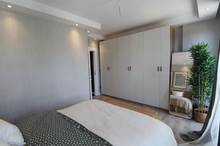 Image No.12-4 Bed Apartment for sale