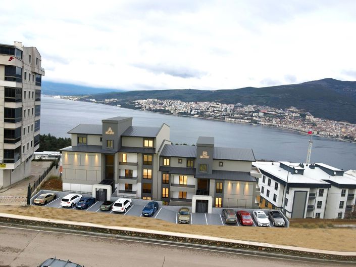 Image No.11-3 Bed Apartment for sale