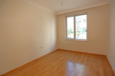 Interior 7
