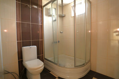 Interior 9