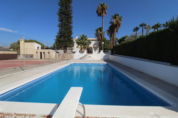 Image No.6-6 Bed House/Villa for sale