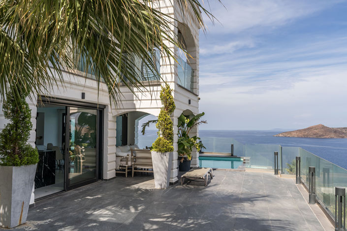 Image No.2-5 Bed House/Villa for sale