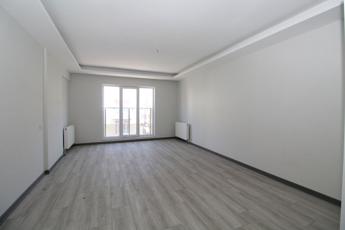 Image No.10-3 Bed Apartment for sale