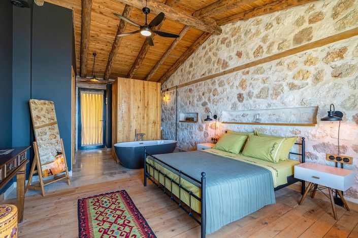 Image No.15-8 Bed House/Villa for sale