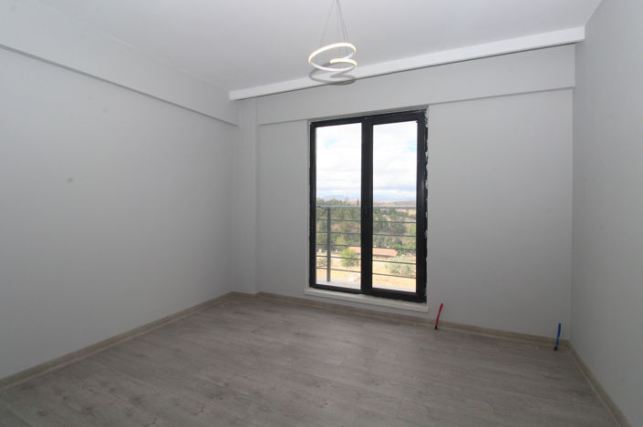 Image No.24-3 Bed Apartment for sale