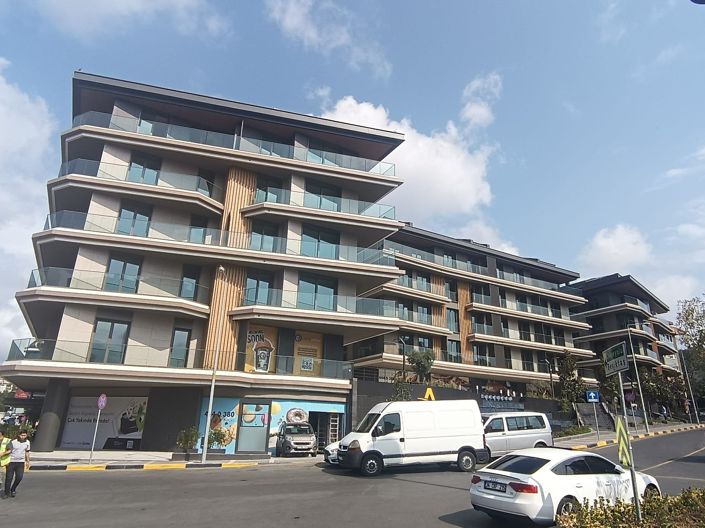 Image No.2-4 Bed Apartment for sale