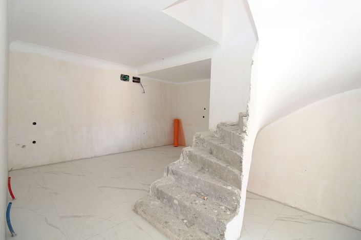 Image No.23-3 Bed Apartment for sale