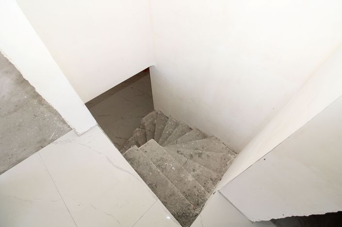 Image No.24-3 Bed Apartment for sale