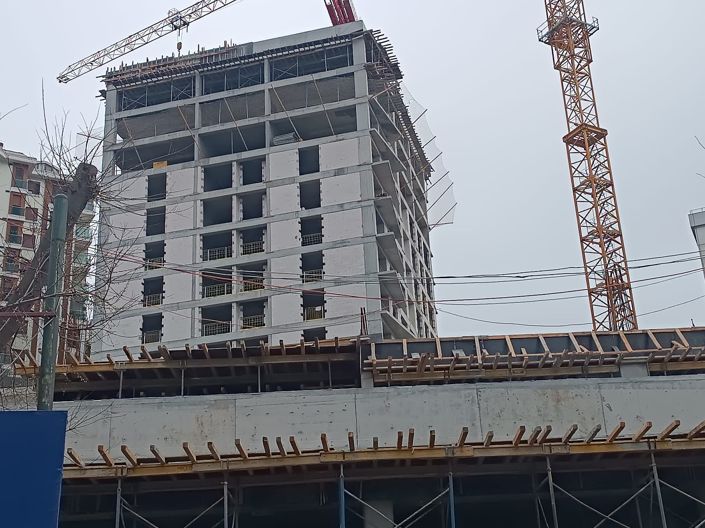 Image No.13-4 Bed Apartment for sale