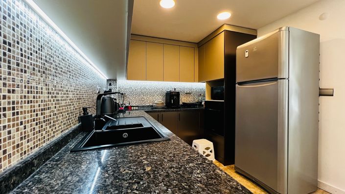 Image No.14-6 Bed House/Villa for sale