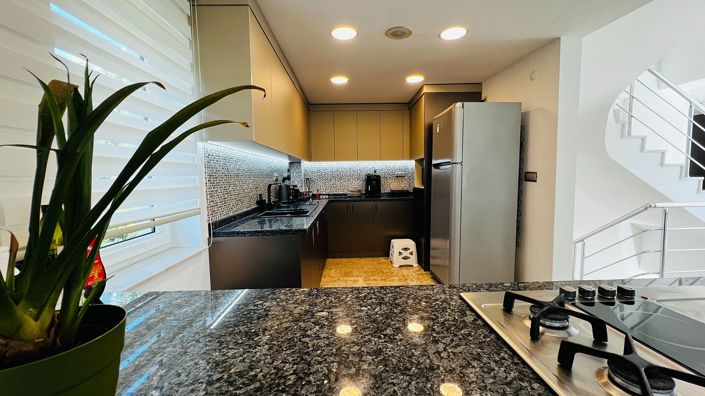 Image No.15-6 Bed House/Villa for sale