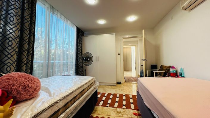 Image No.18-6 Bed House/Villa for sale