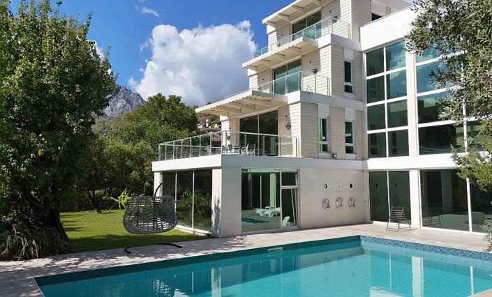 Image No.2-6 Bed House/Villa for sale