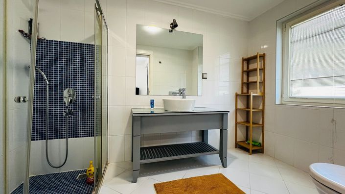 Image No.33-6 Bed House/Villa for sale