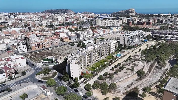 Image No.5-2 Bed Apartment for sale