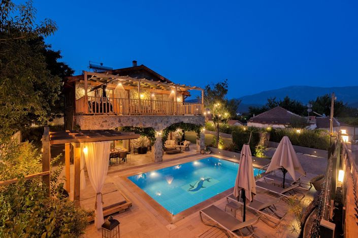 Image No.2-4 Bed House/Villa for sale