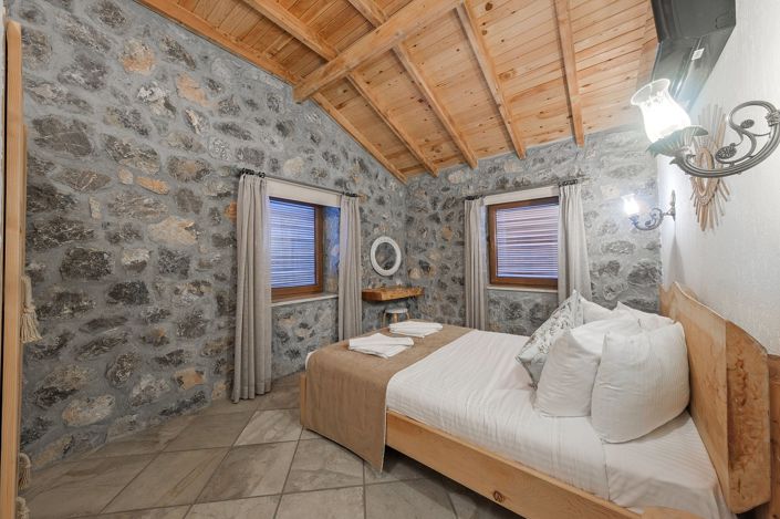 Image No.30-4 Bed House/Villa for sale