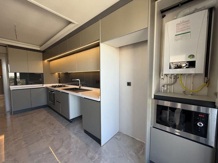 Image No.17-3 Bed Apartment for sale