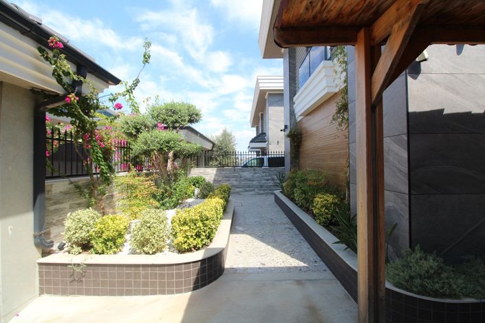 Image No.3-4 Bed House/Villa for sale