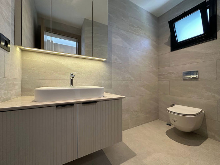 Image No.13-4 Bed House/Villa for sale