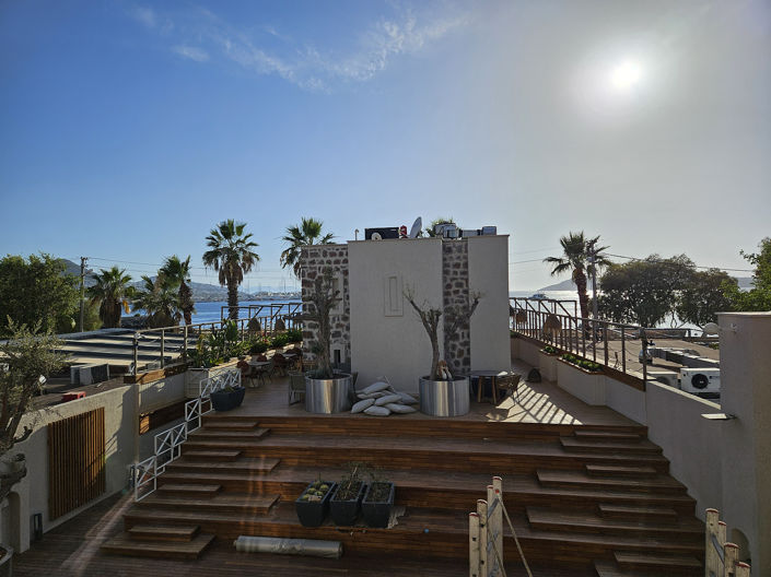 Image No.21-9 Bed Commercial for sale