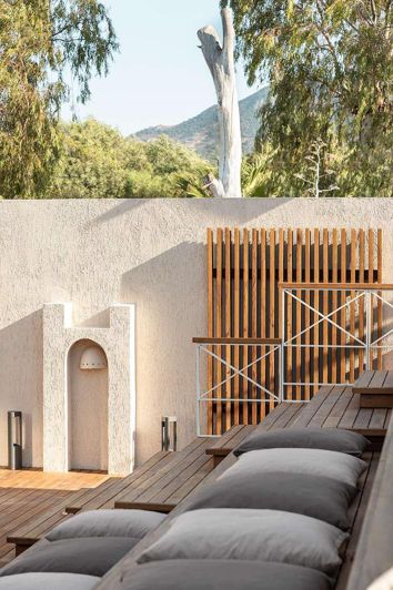 Image No.6-9 Bed Commercial for sale