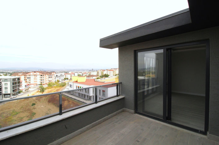 Image No.35-4 Bed Apartment for sale